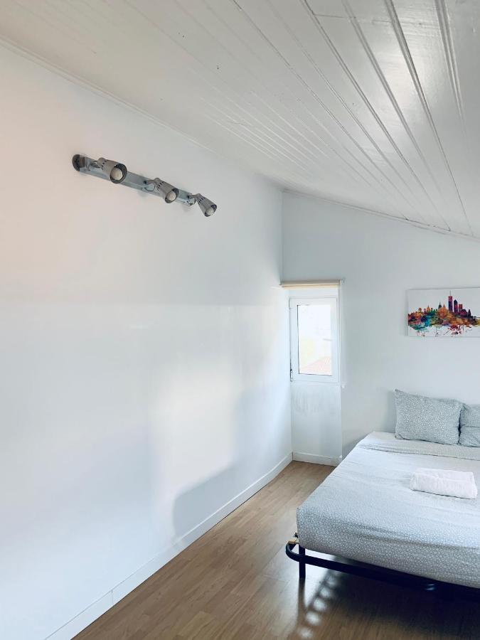 Restelo House Shared Appartment Algés Exterior photo